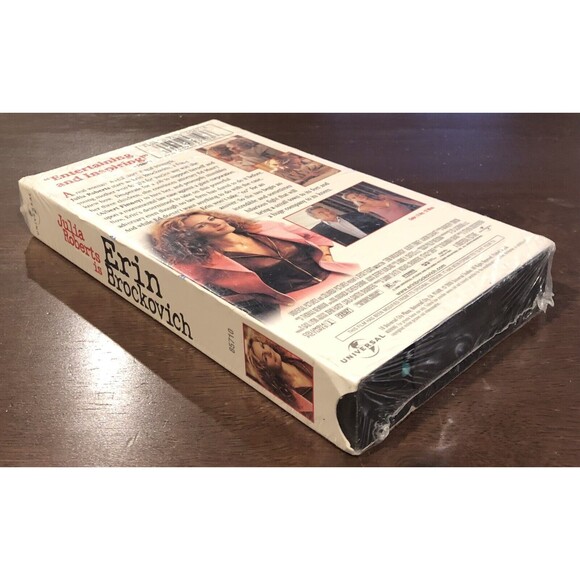 Erin Brockovich (VHS, 2000) Universal Julia Roberts Brand New Sealed - Picture 3 of 4